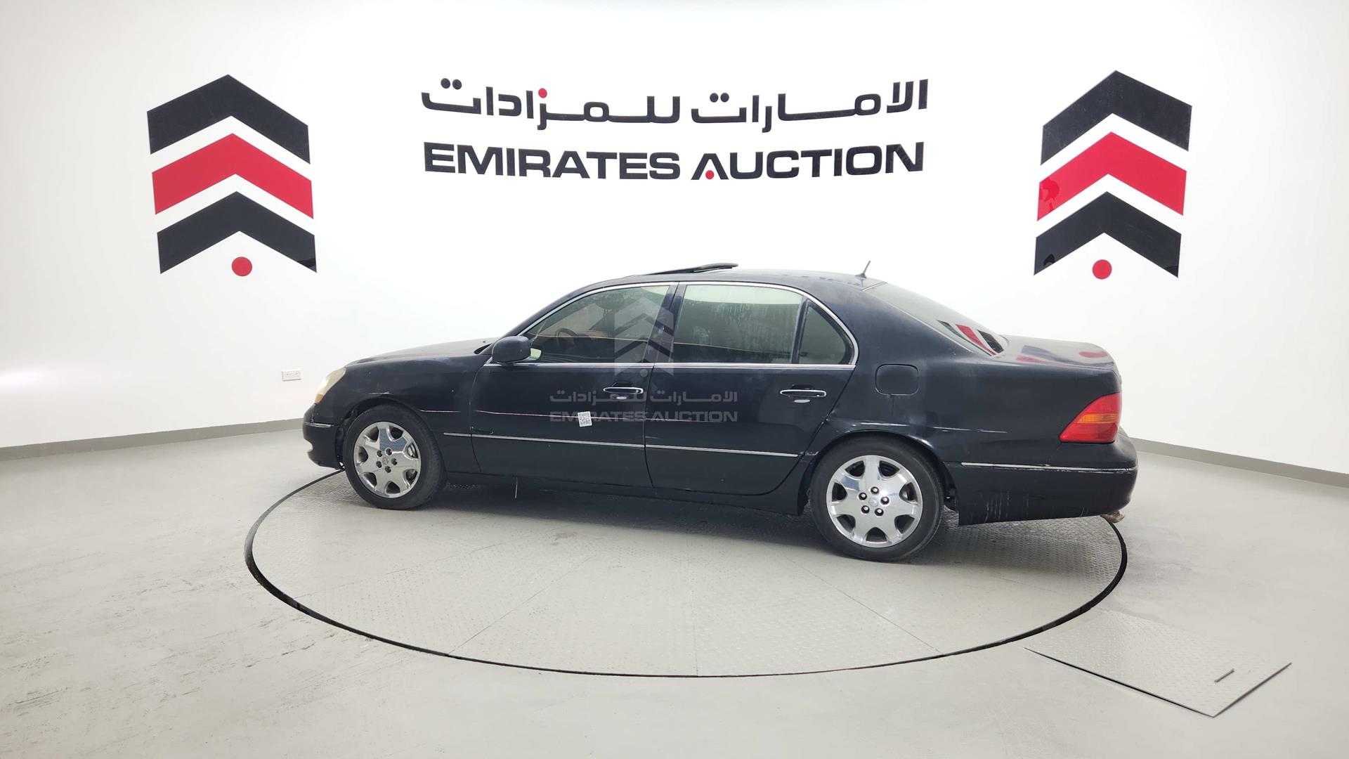 2001 LEXUS LS 430 VIN: JTHBN30F910017640