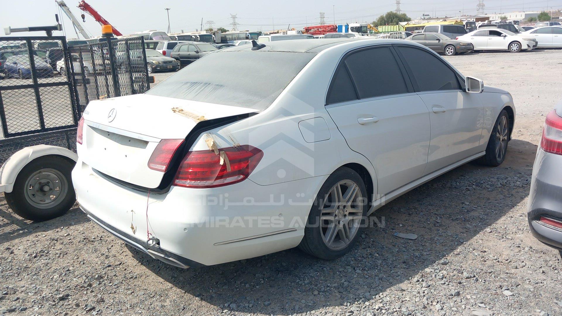 2014 MERCEDES E 300 VIN: WDDHF5FBXEA925996