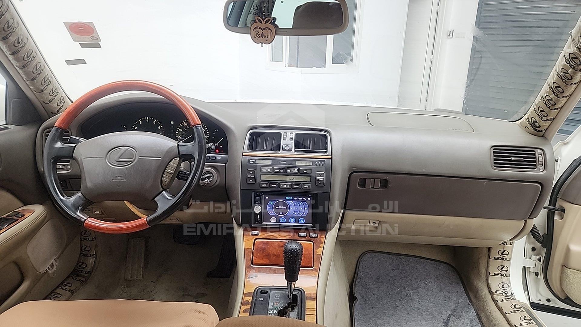 1999 LEXUS LS400 VIN: JT8BH28FXX0159817