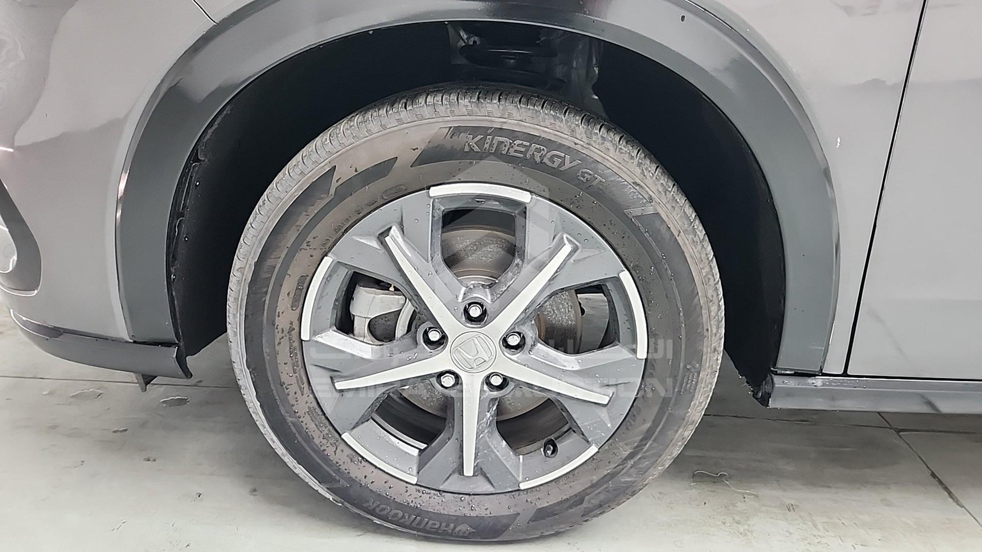 2024 HONDA HRV VIN: 3CZRZ2H75RM703589