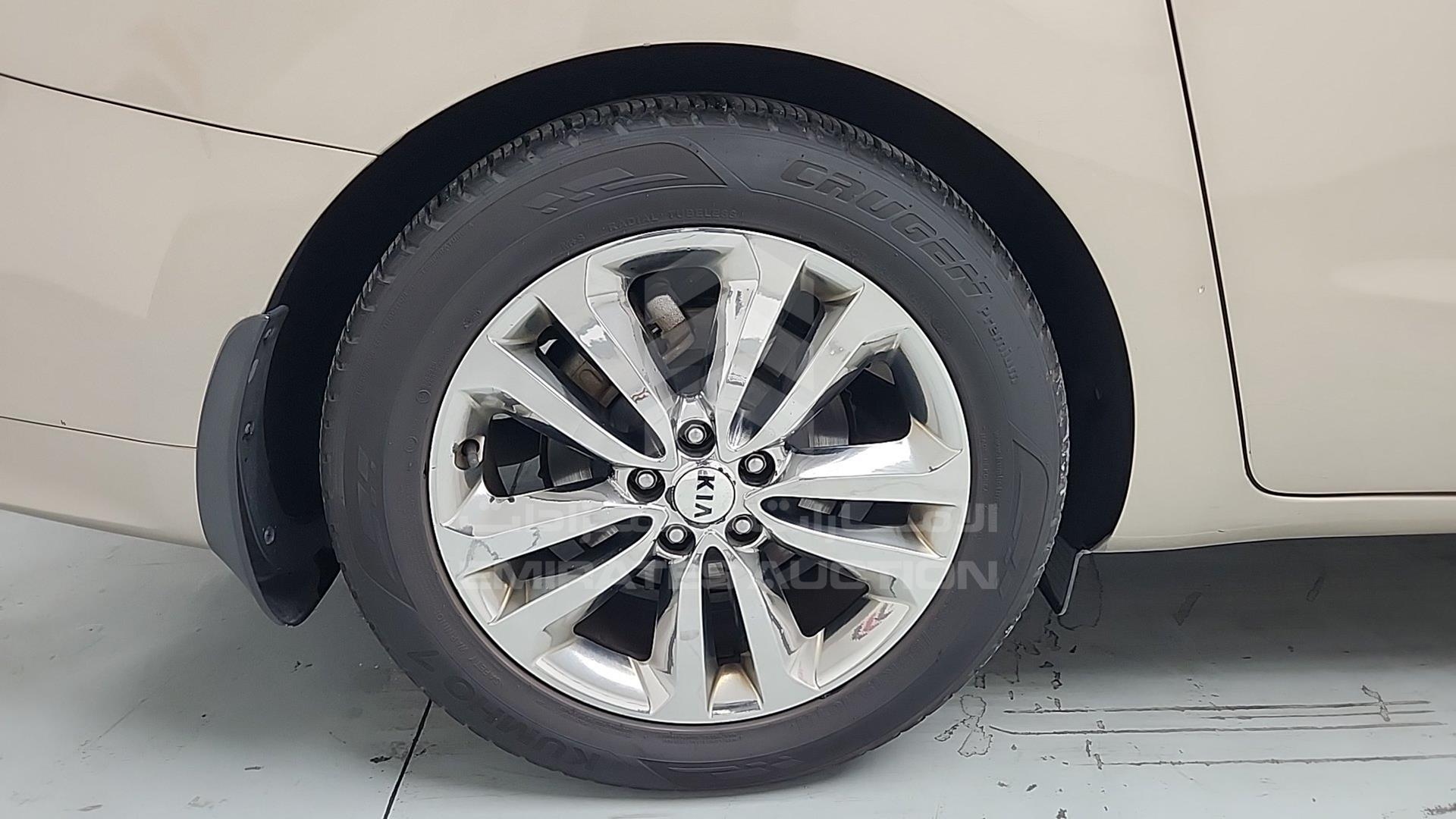 2016 KIA CARNIVAL VIN: KNAMC8121G6169908