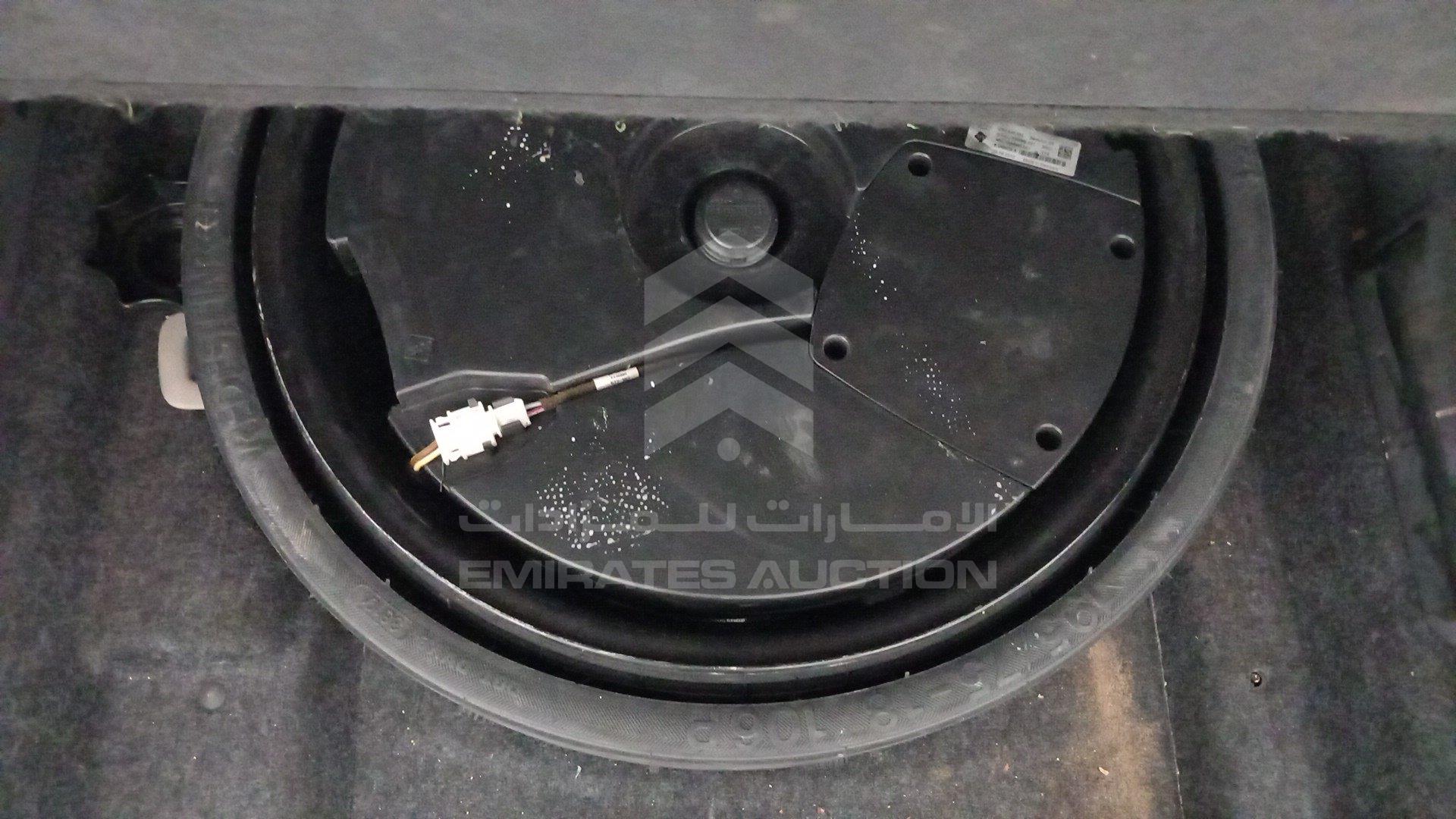 WAUCFC8R2HA042938 - 2011 Audi Q5 - #494286