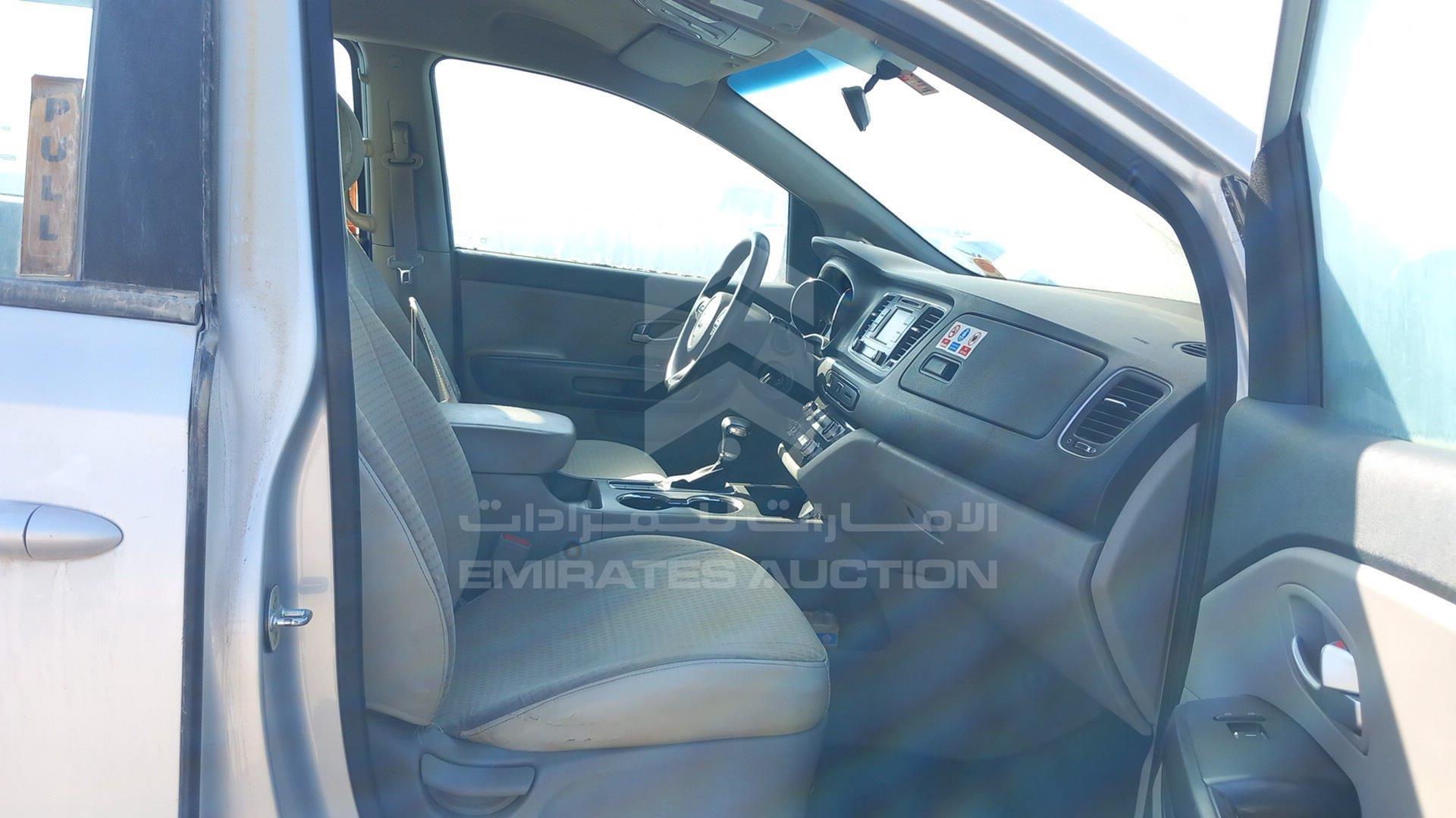2019 KIA CARNIVAL VIN: KNAMB8124K6496508