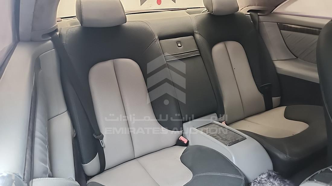 مرسيدس سى ال 600 2002 — زاوية الراكب الخلفي اليمنى — صورة 20