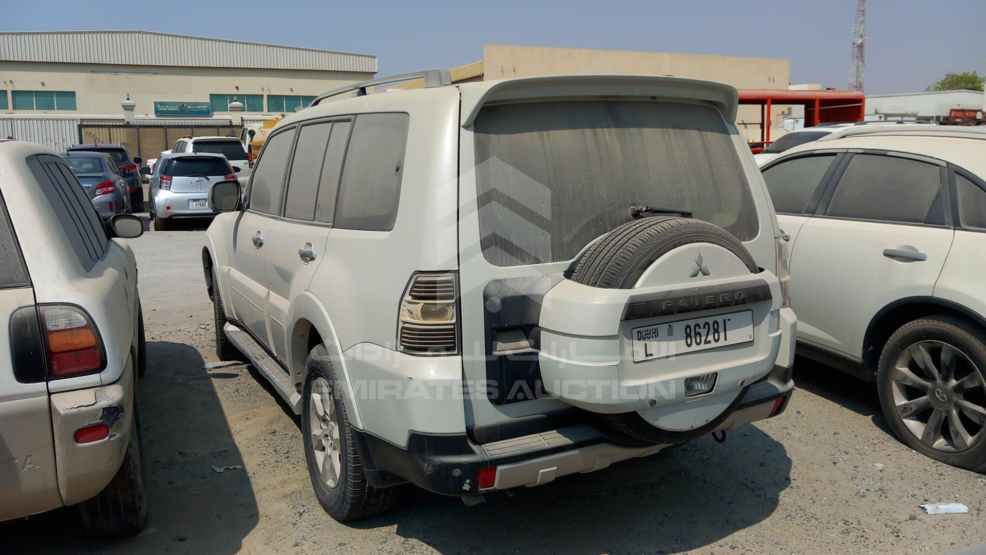 2009 MITSUBISHI PAJERO VIN: JMYLRV93W9J708703