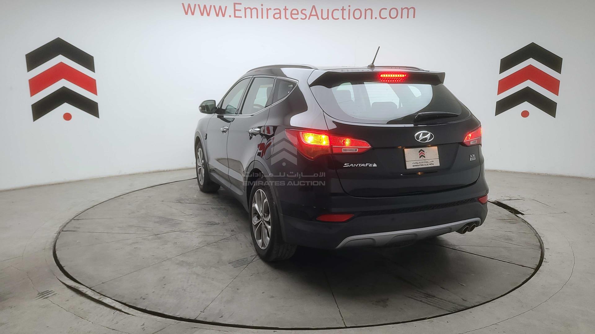 2015 HYUNDAI SANTA FE VIN: KMHSU81E8FU368459