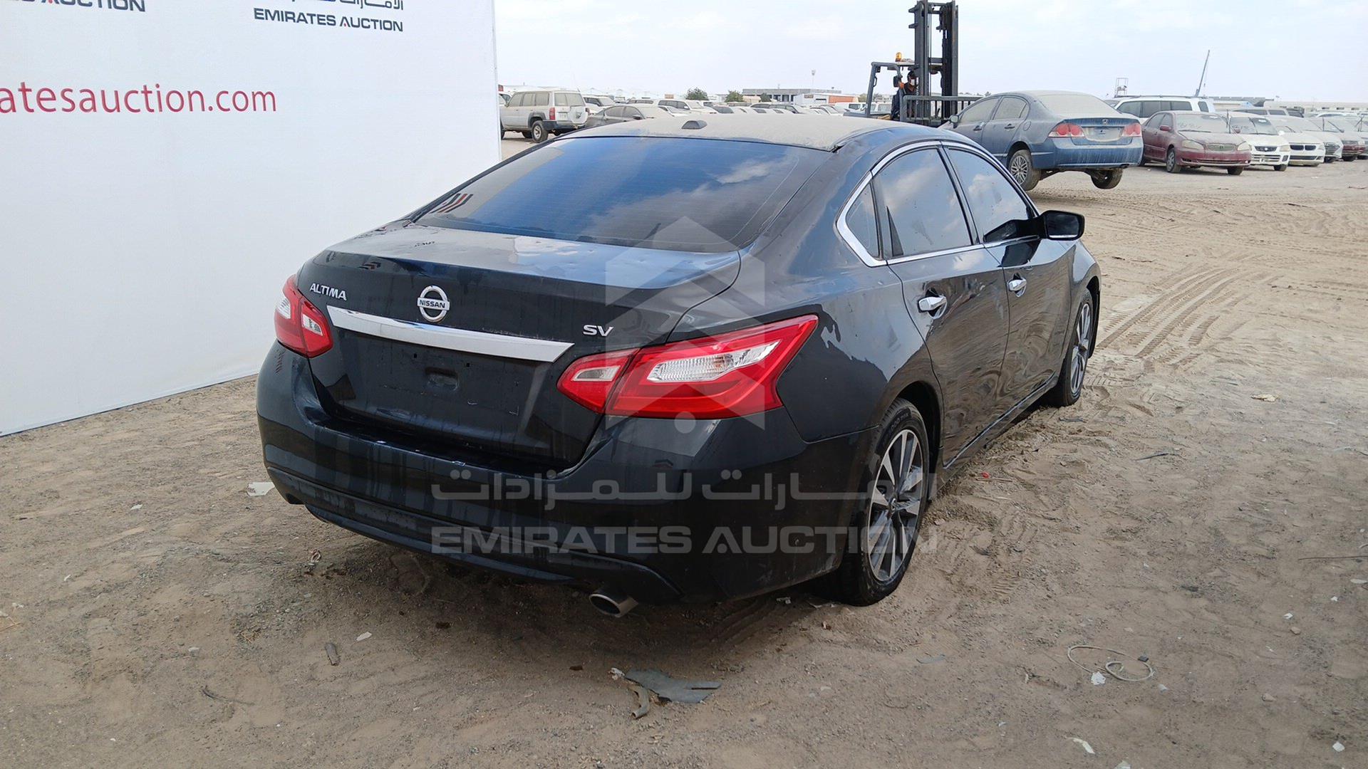 2017 NISSAN ALTIMA VIN: 1N4AL3AP4HC250365