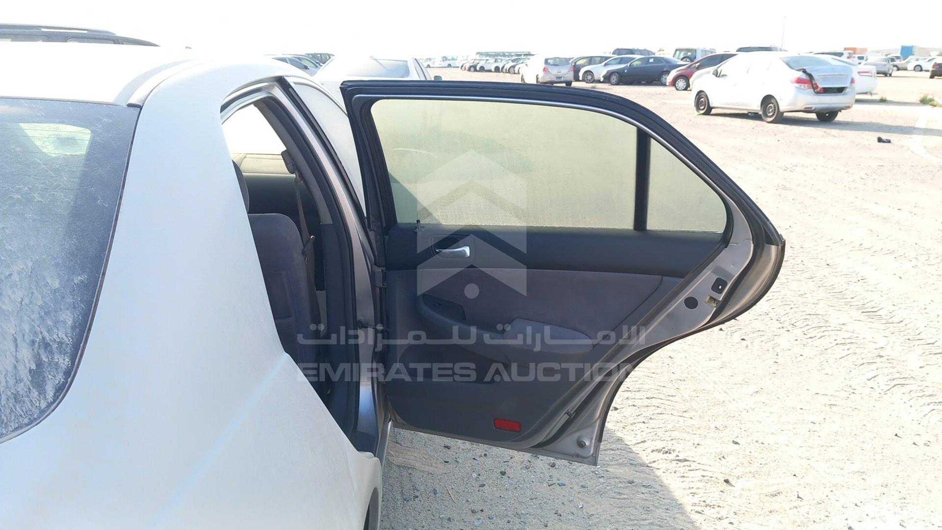 2004 HONDA ACCORD VIN: JHMCM56554C413780