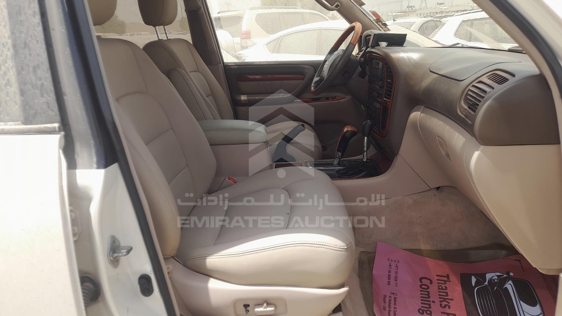 2000 LEXUS LX 470 VIN: JT6HT00W5Y0101679