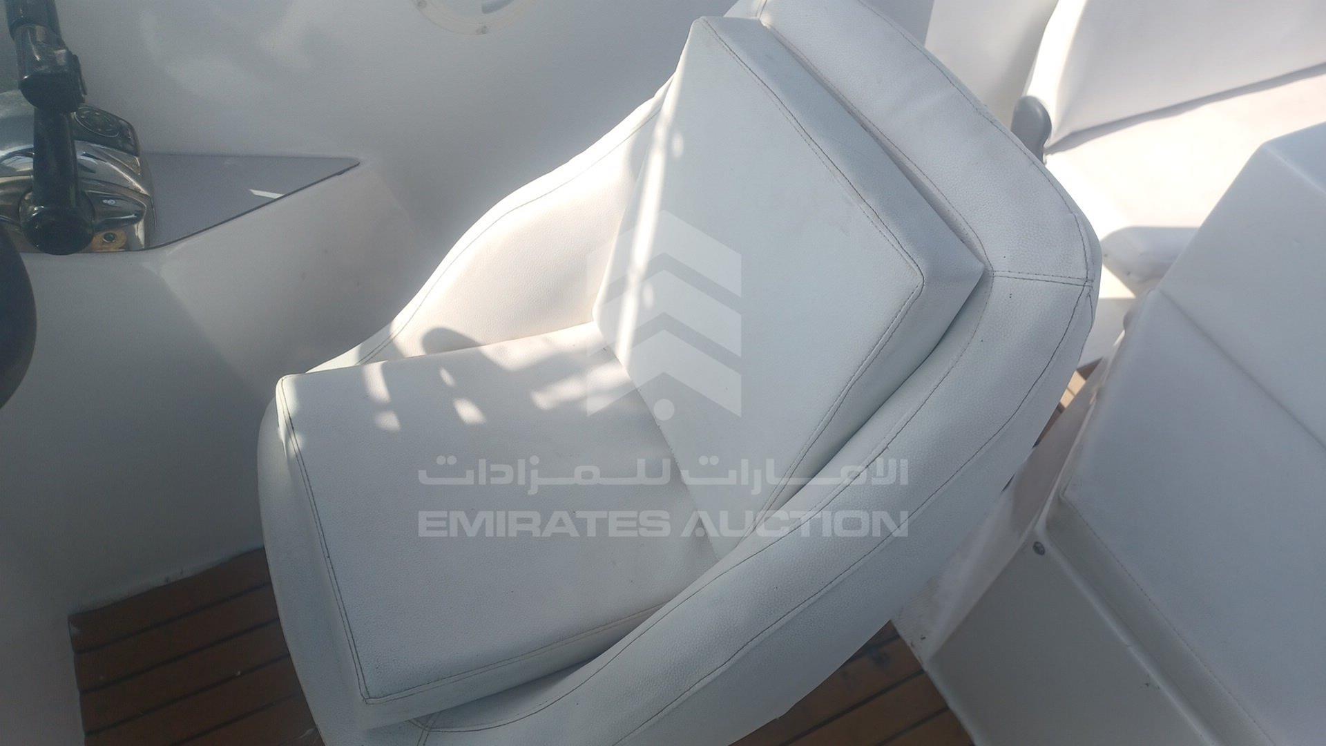 0 BOAT + TROLLEY --- VIN: XAU0457SK293