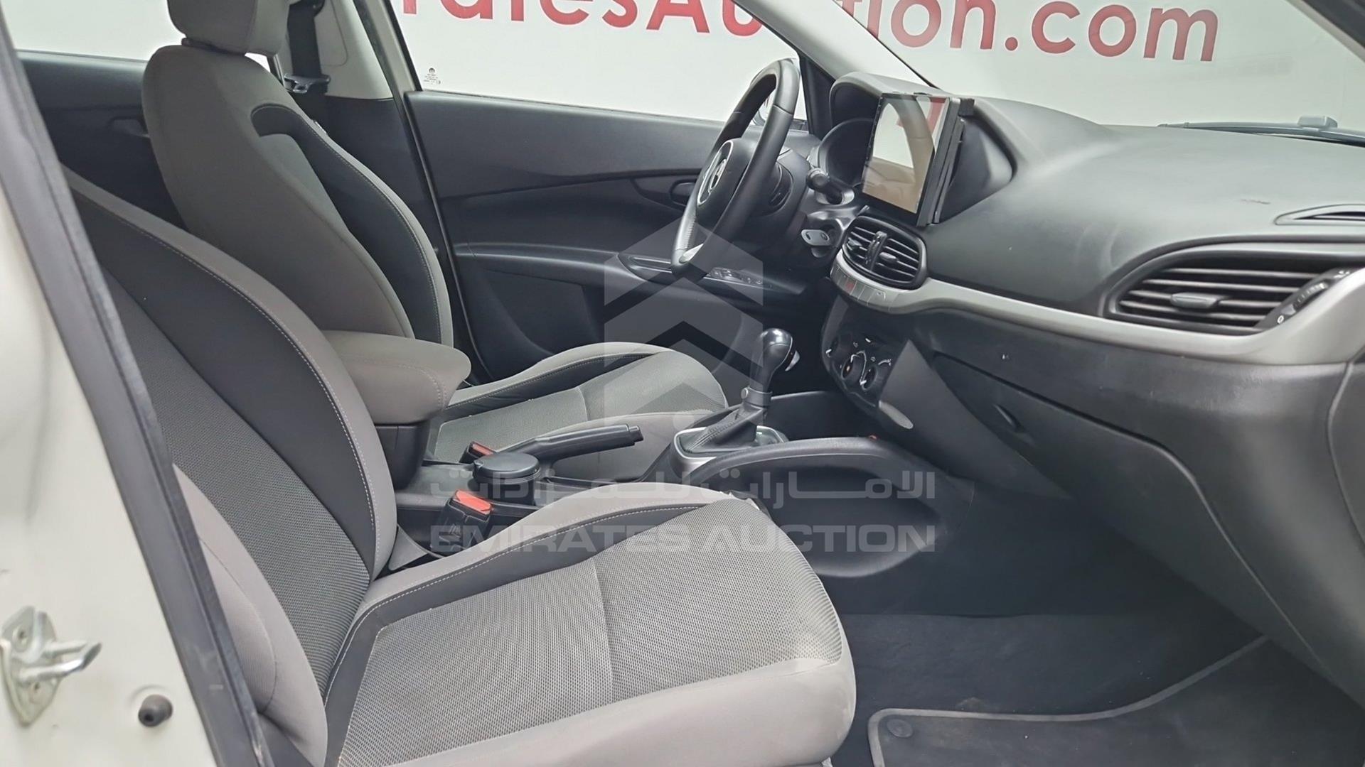 2017 DODGE NEON VIN: ZFACDAAP8H6D82414