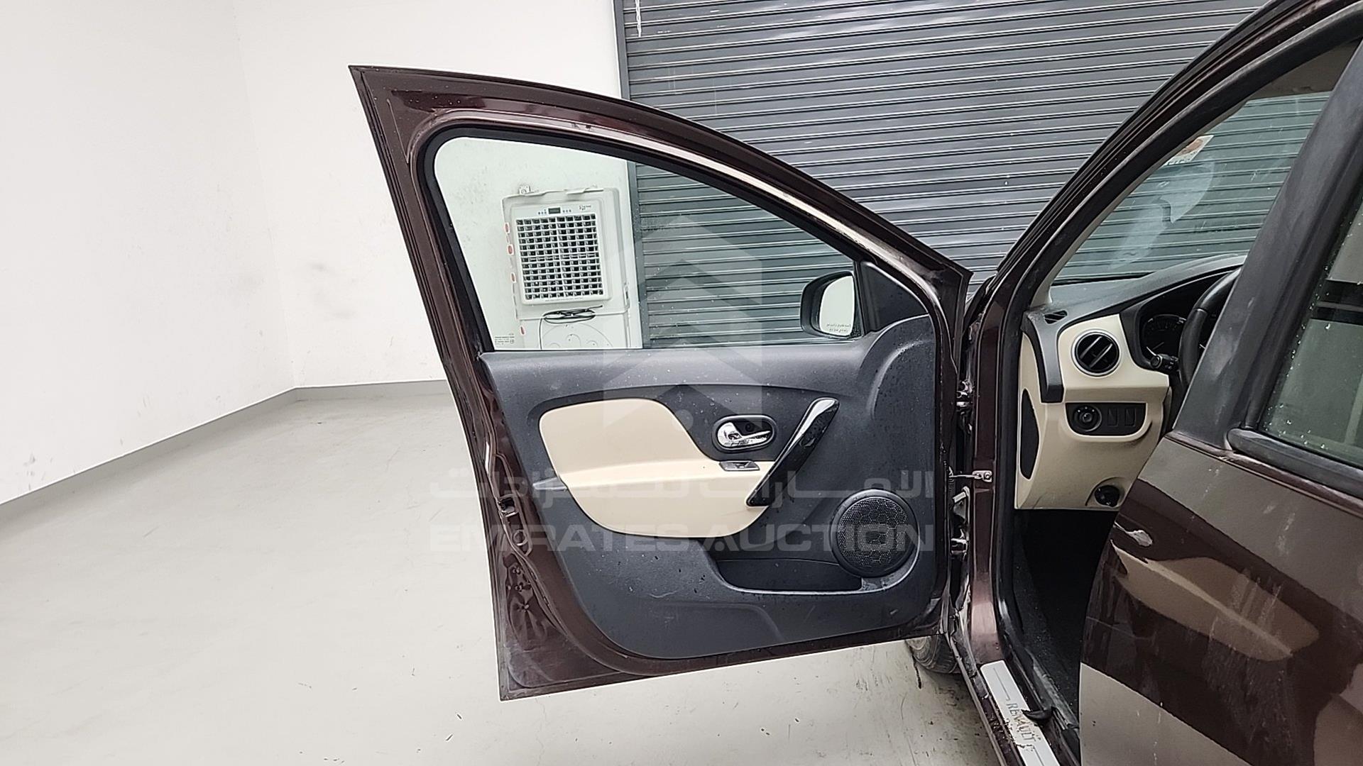 2017 RENAULT SYMBOL VIN: VF14SRAB8HT513862