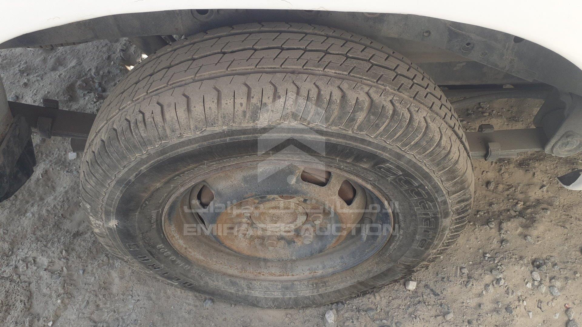 2004 NISSAN 2400 VIN: JN6DD22S74X071383