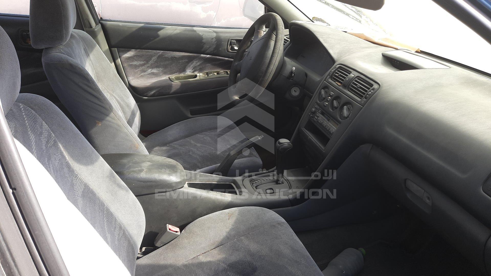 2000 MITSUBISHI --- VIN: JMYSREA2AYZ704502