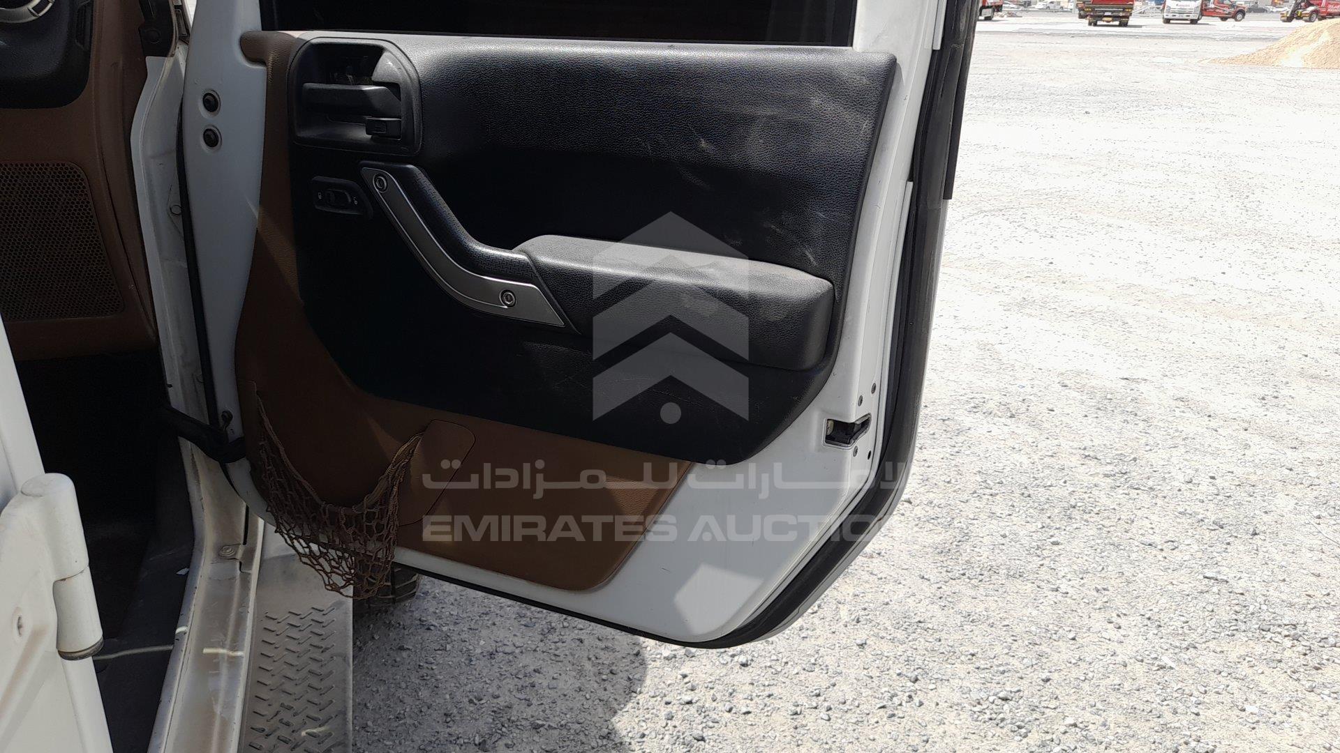 1C4BJWEG5CL131944 - 2012 Jeep Wrangler - #355639