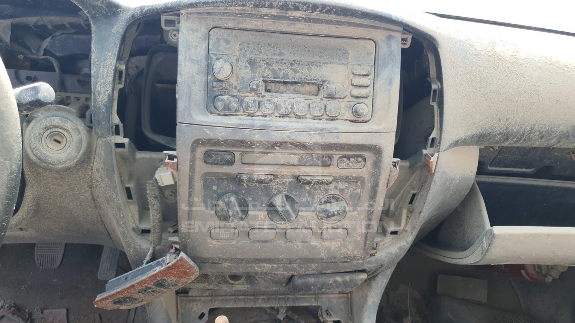 2004 TOYOTA LAND CRUISER VIN: JTECB09J443013529
