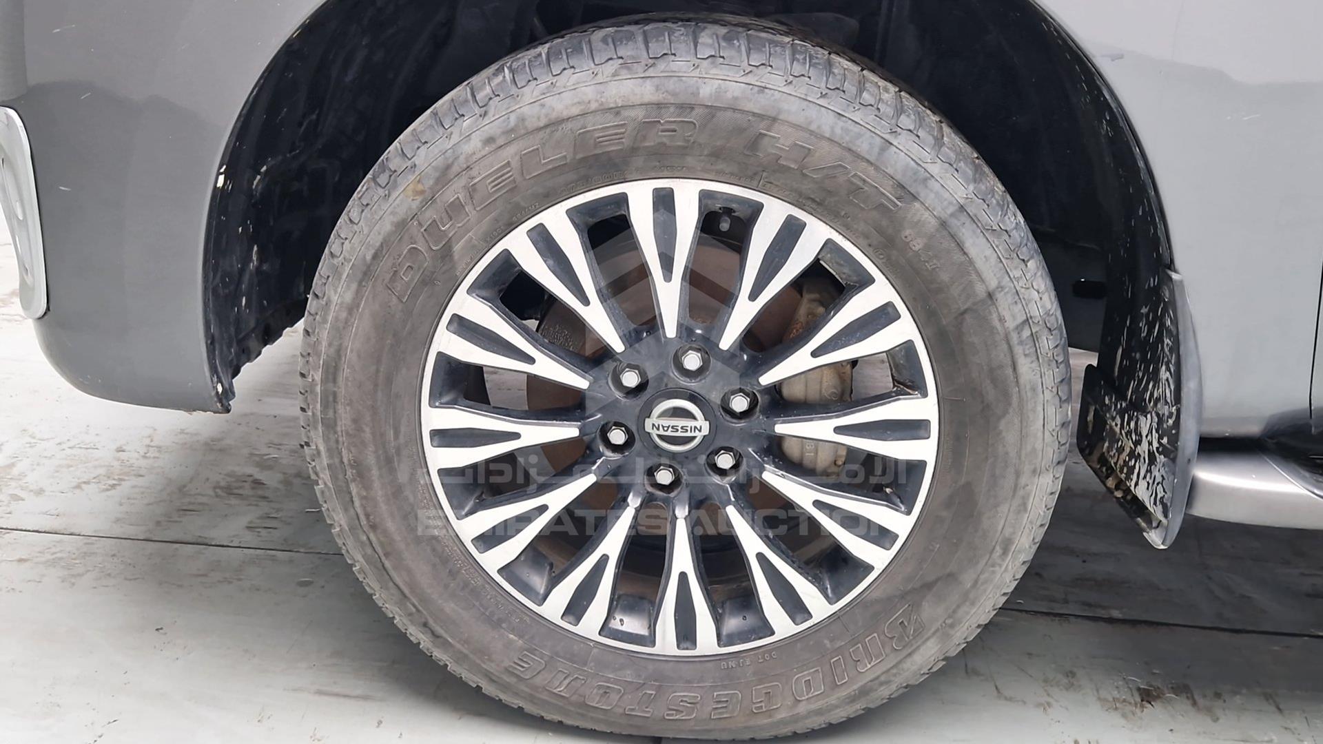 2015 NISSAN PATROL VIN: JN8AY2NY8F9118555