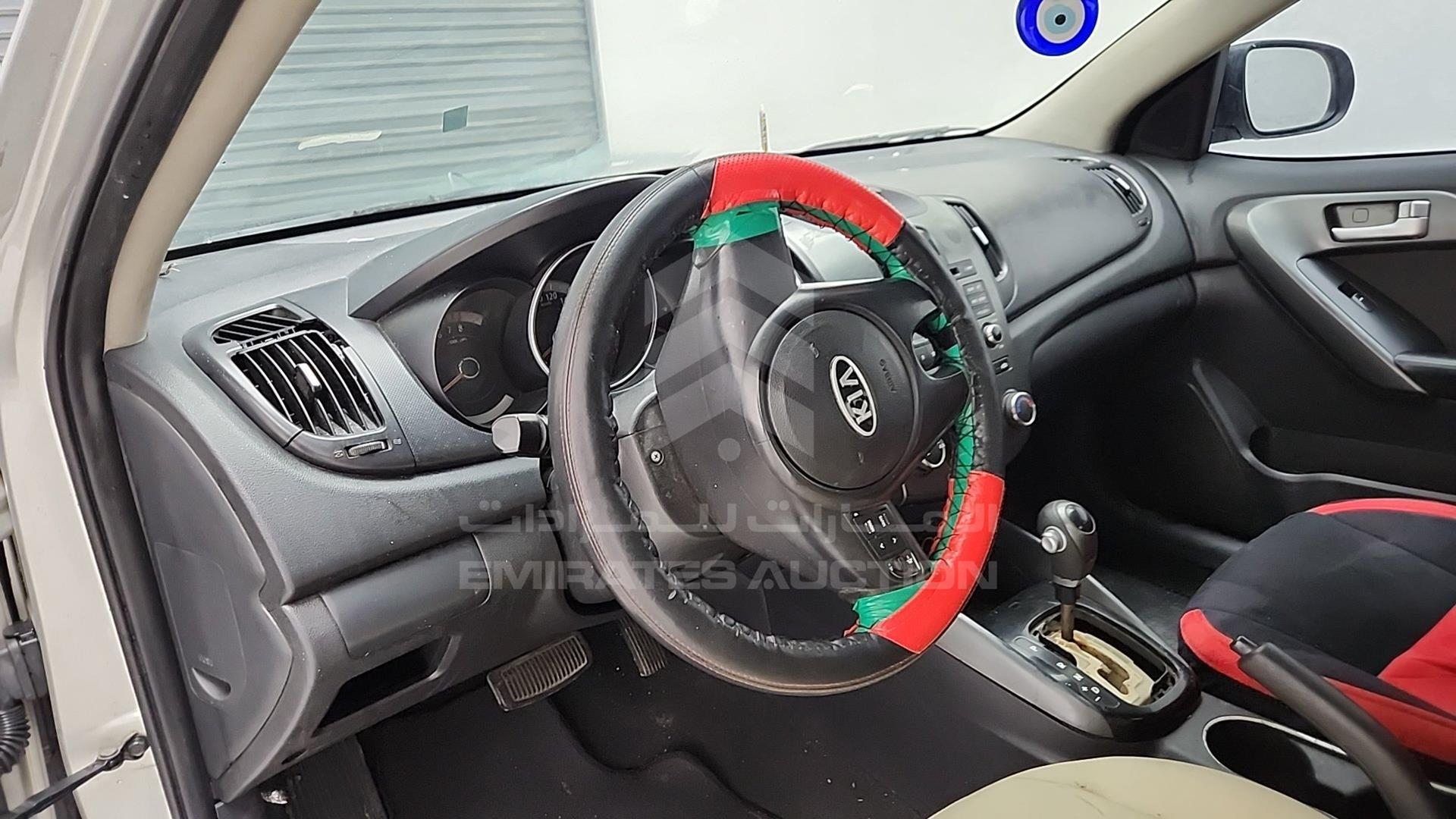 2012 KIA CERATO VIN: KNAFU411BC5962272