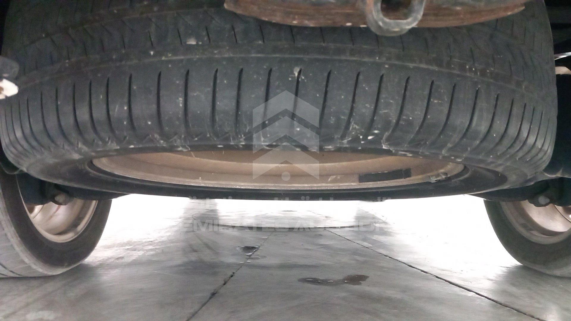 2011 INFINITI QX56 VIN: JNRAZ25Y6B9000720