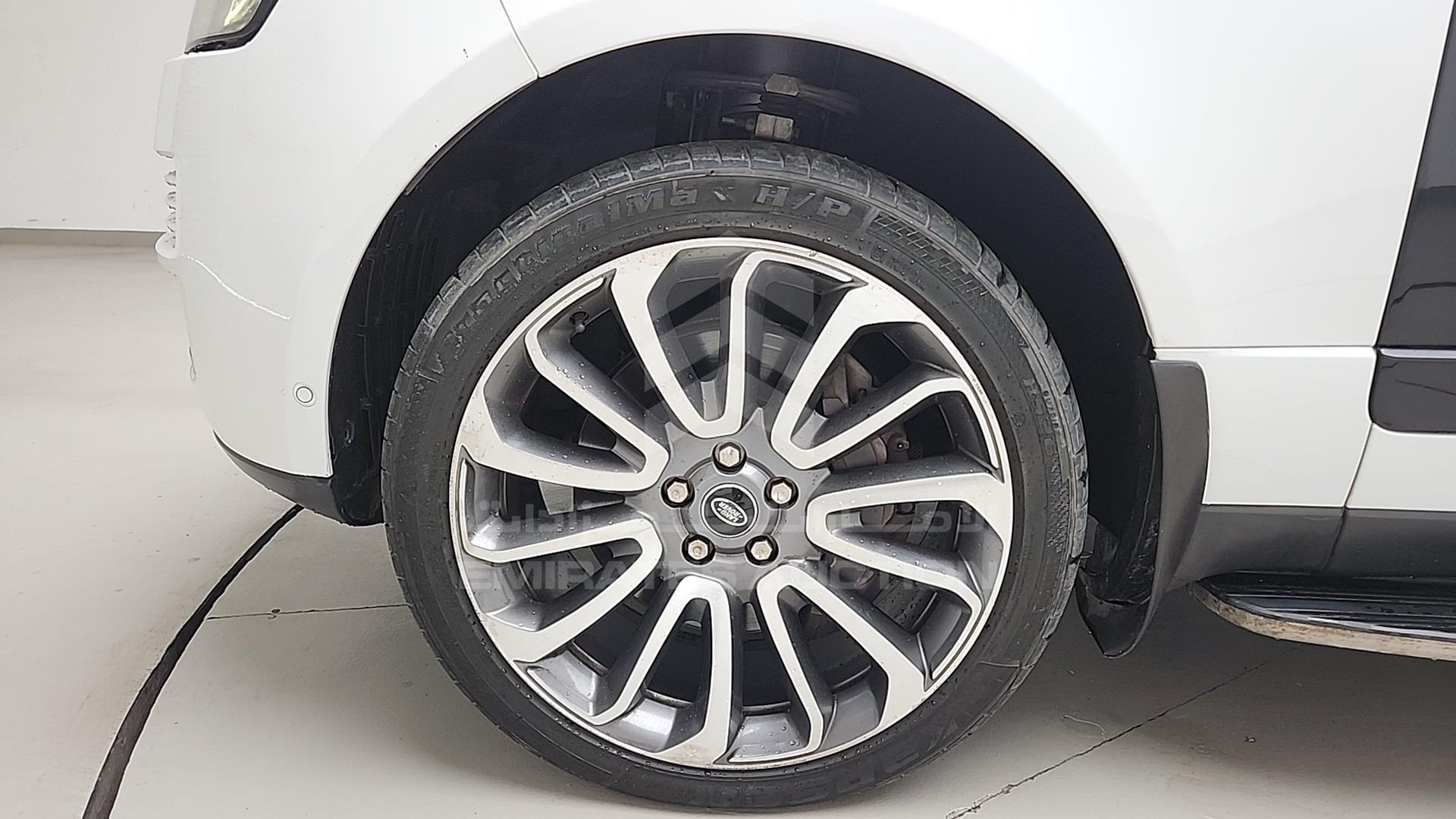 2014 RANGE ROVER VOGUE VIN: SALGA2EF8EA137587