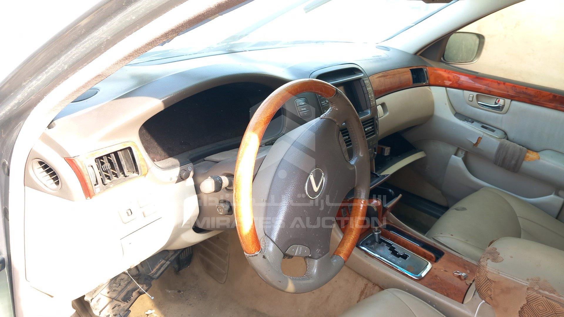 2001 LEXUS LS 430 VIN: JTHBN30FX00017337