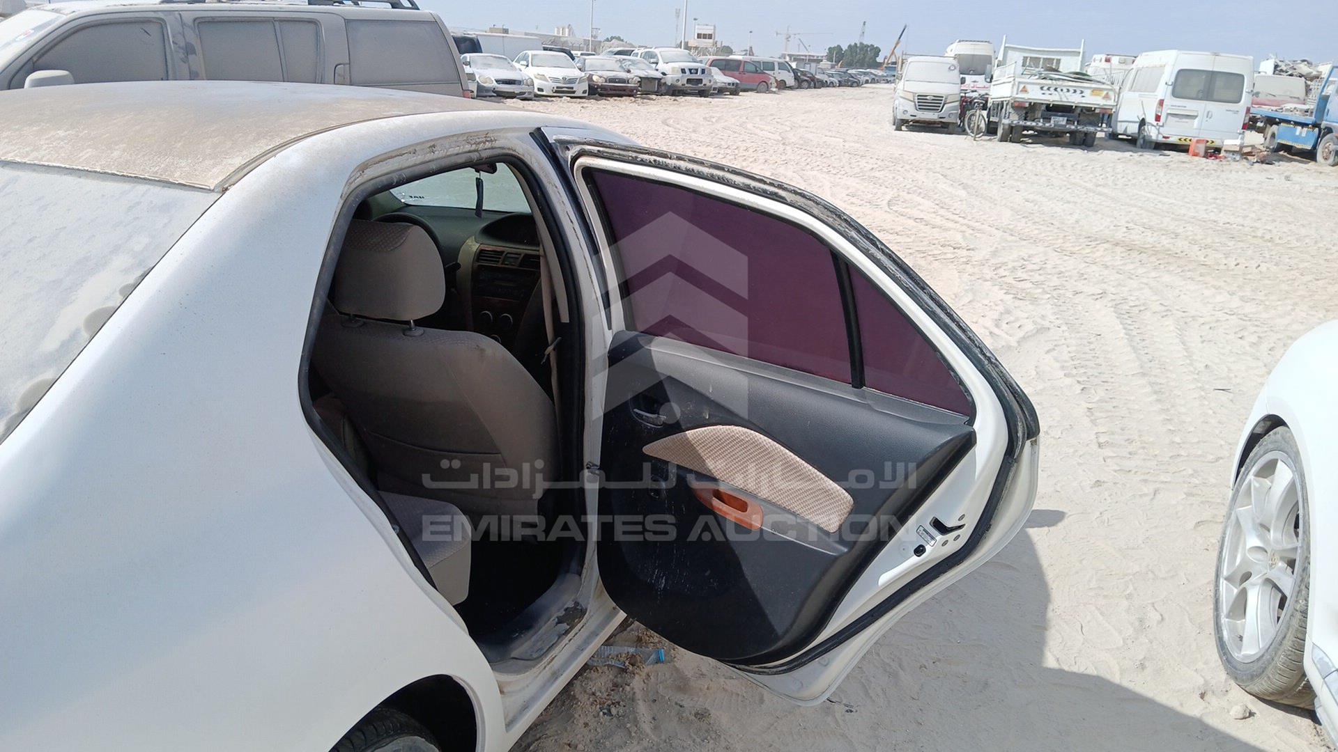 2007 TOYOTA YARIS VIN: JTDBW923271078156