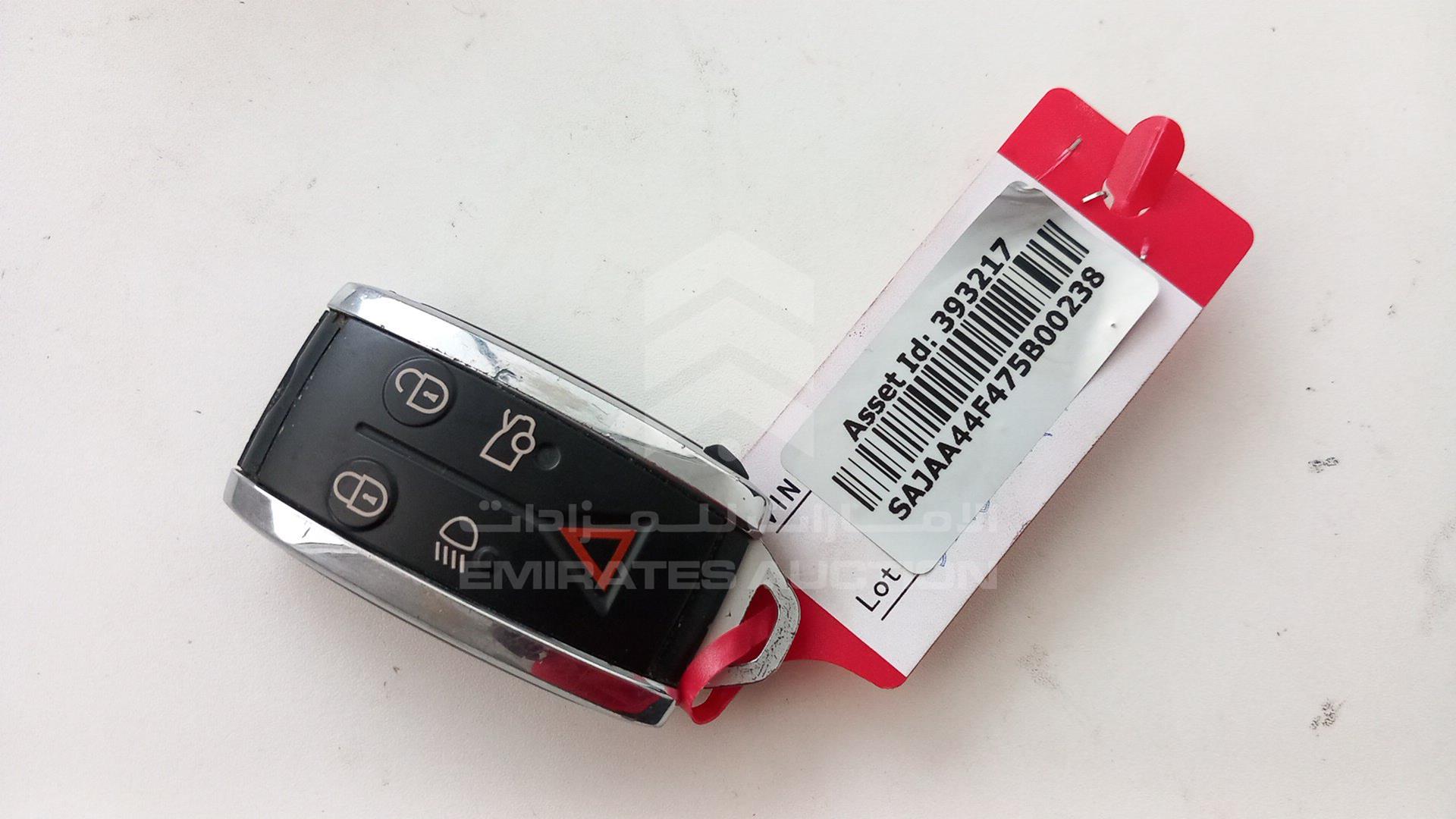 2007 JAGUAR XK VIN: SAJAA44F475B00238