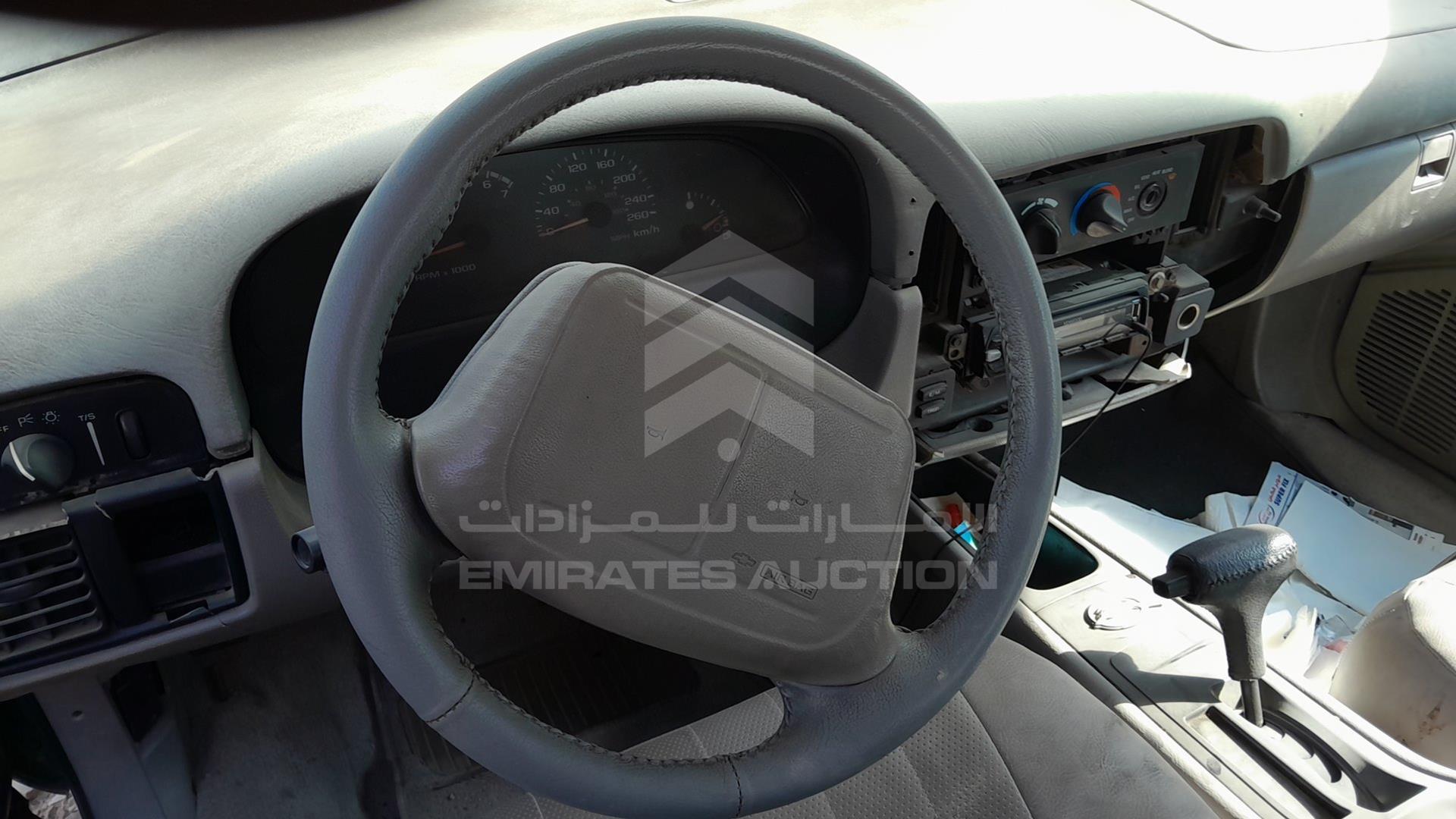 1996 CHEVROLET CAPRICE VIN: 1G1BL52PXTR166980
