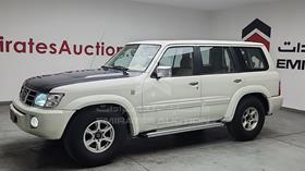 1998 Nissan Patrol — Front Left Angle — Photo 4 — Thumbnail