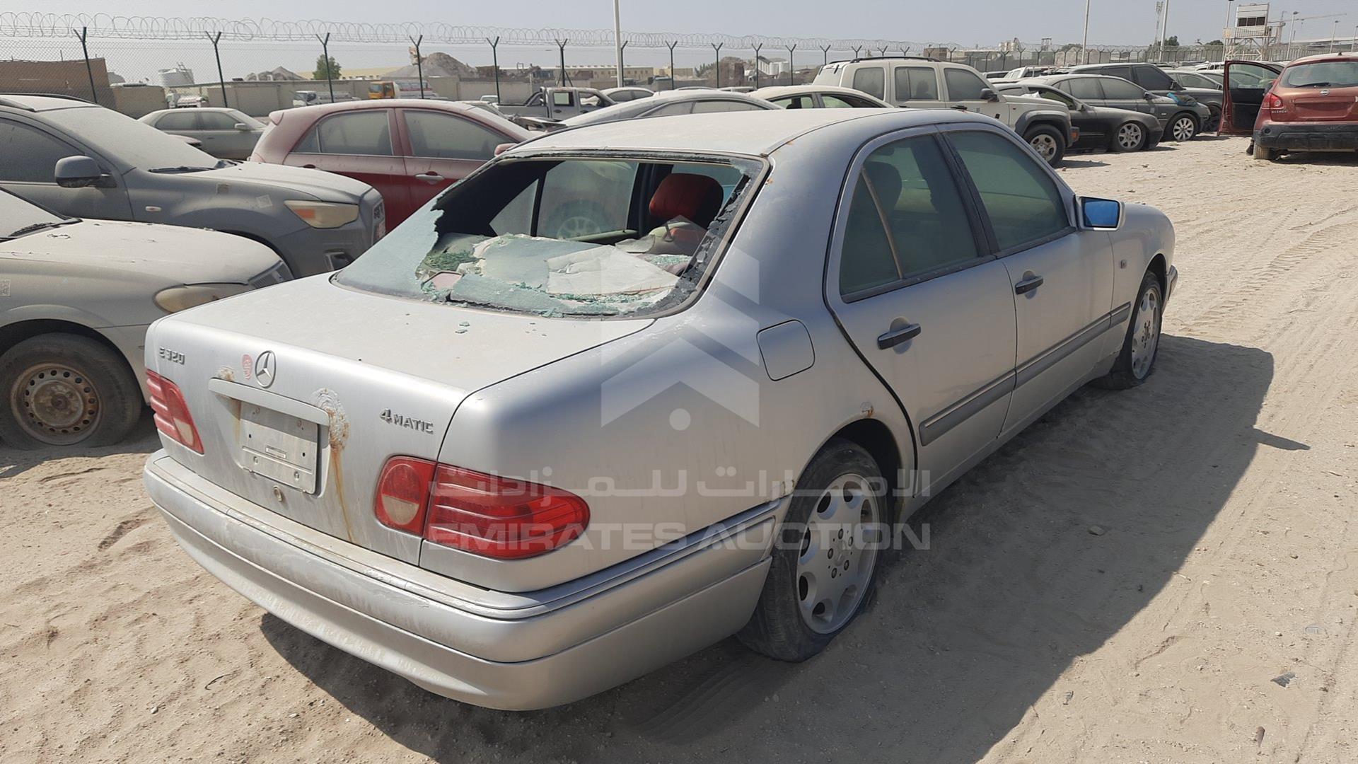 1998 MERCEDES E 320 VIN: WDB2100821X007897