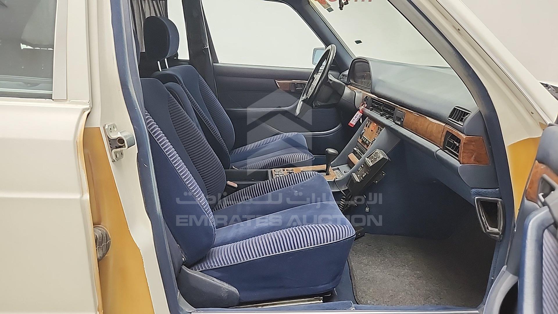 1988 MERCEDES SEL 560 VIN: WDB1260371A413501