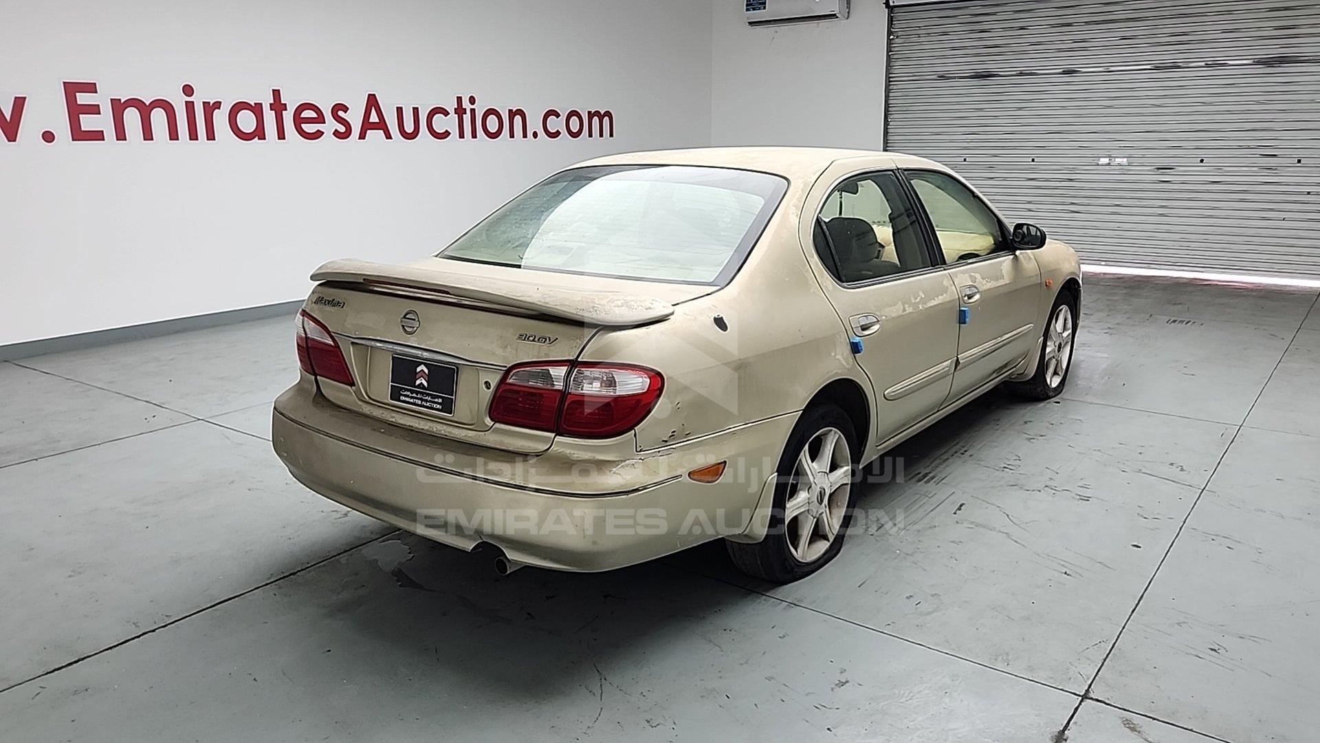 2002 NISSAN MAXIMA VIN: JN1CA31SX2T574847