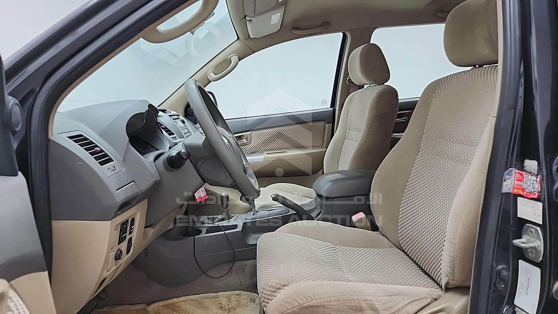 2013 TOYOTA FORTUNER VIN: MHFYX59G3D8047305