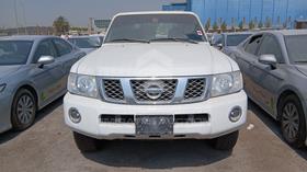 2021 Nissan Patrol — Full Front View — Photo 1 — Thumbnail