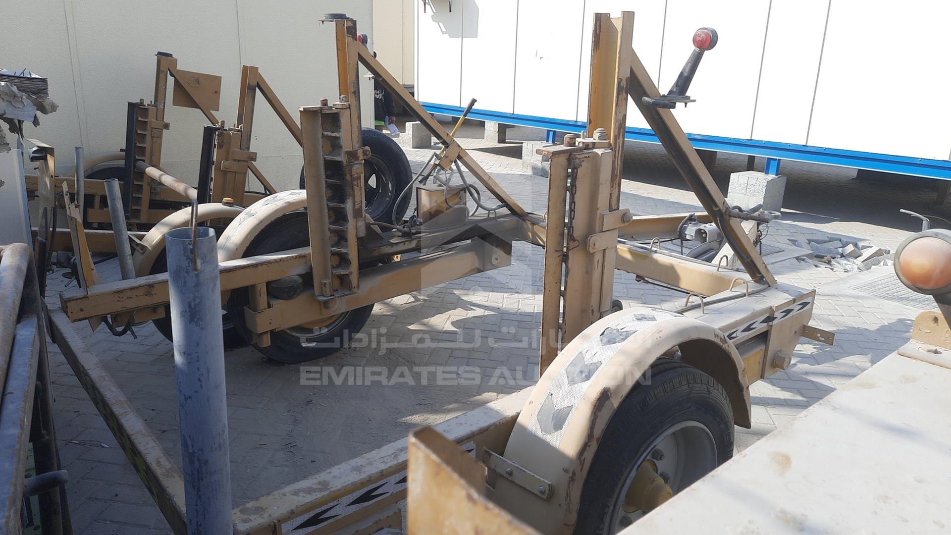 2018 TRAILER LOCAL VIN: D075328DXBTRAILER