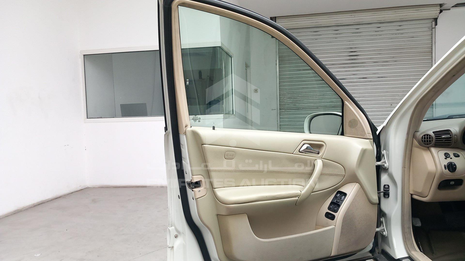 2007 MERCEDES C 200 VIN: WDBRF42H47F848646