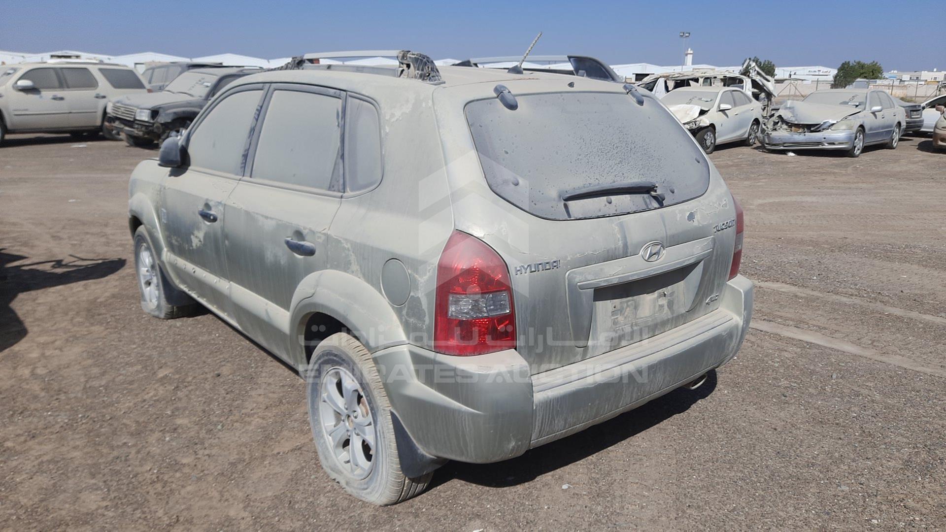 2009 HYUNDAI TUCSON VIN: KMHJM81B29U038399