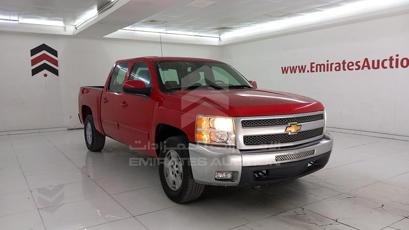 3GCPK9E7XCG160017 Auction: EmiratesAuction Lot: 409827 3GCPK9E7XCG160017 Chevrolet Silverado 2012 RED Photo 9