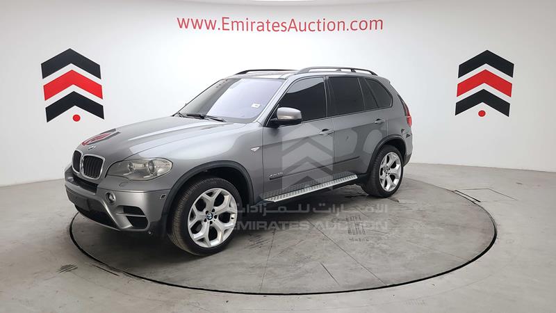 WBAZV4102DL926884 Auction: EmiratesAuction Lot: 409005 WBAZV4102DL926884 BMW X5 2013 GREY Photo 59