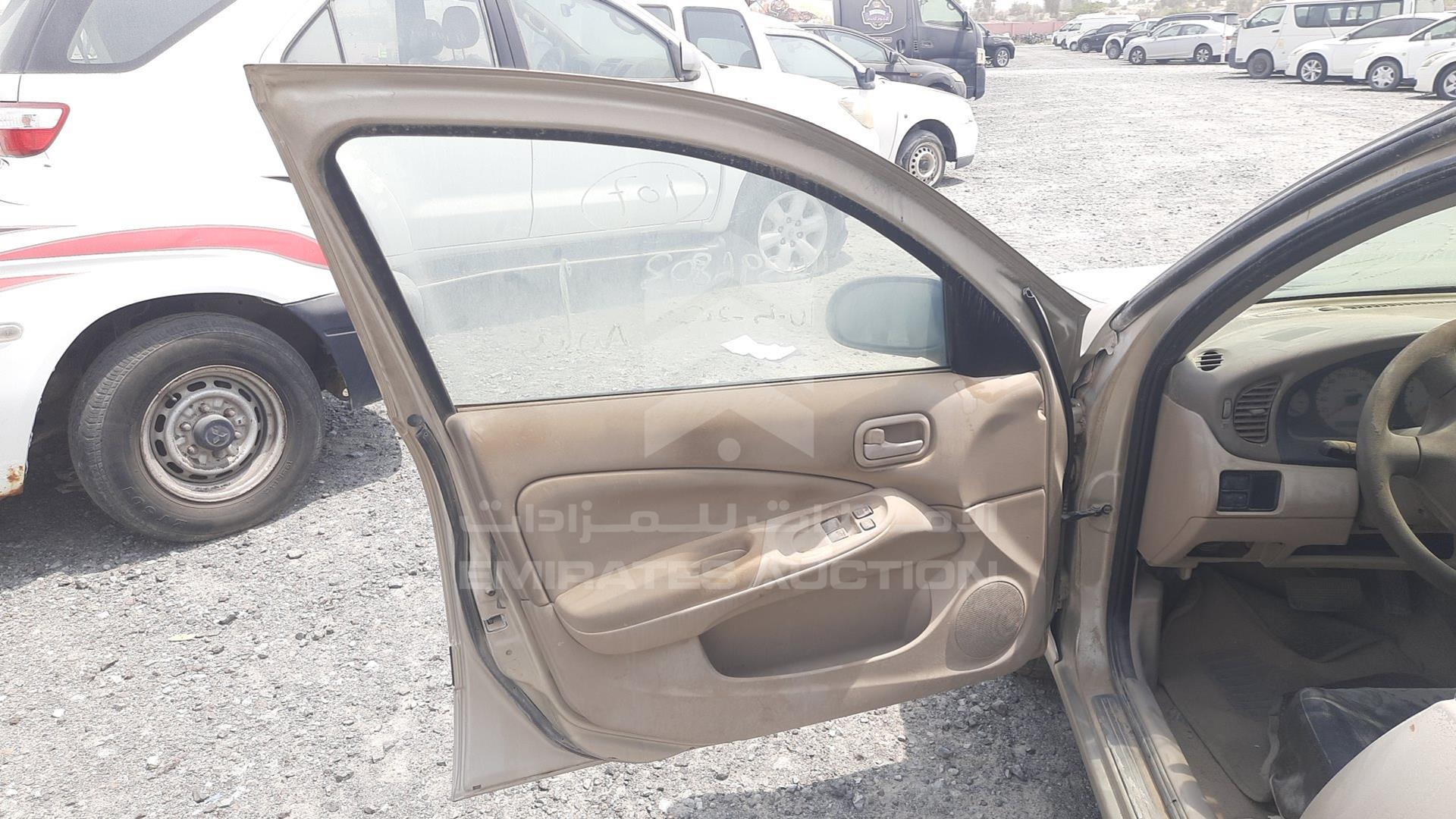 2011 NISSAN SUNNY VIN: JN1FN61C2BW208083