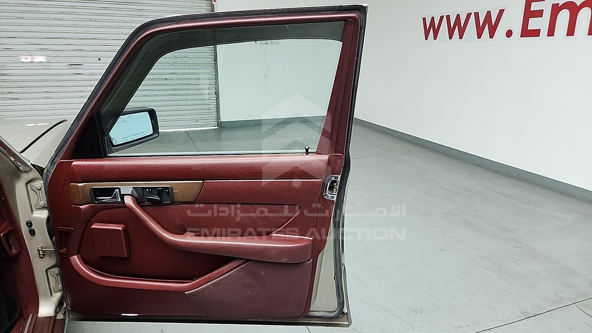 1988 MERCEDES 420 SEL VIN: WDBCA35D4JA363337