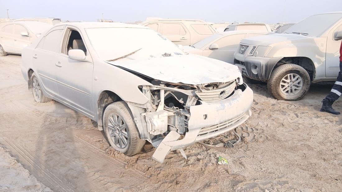 2006 Toyota Camry — Front Right Angle — Photo 9