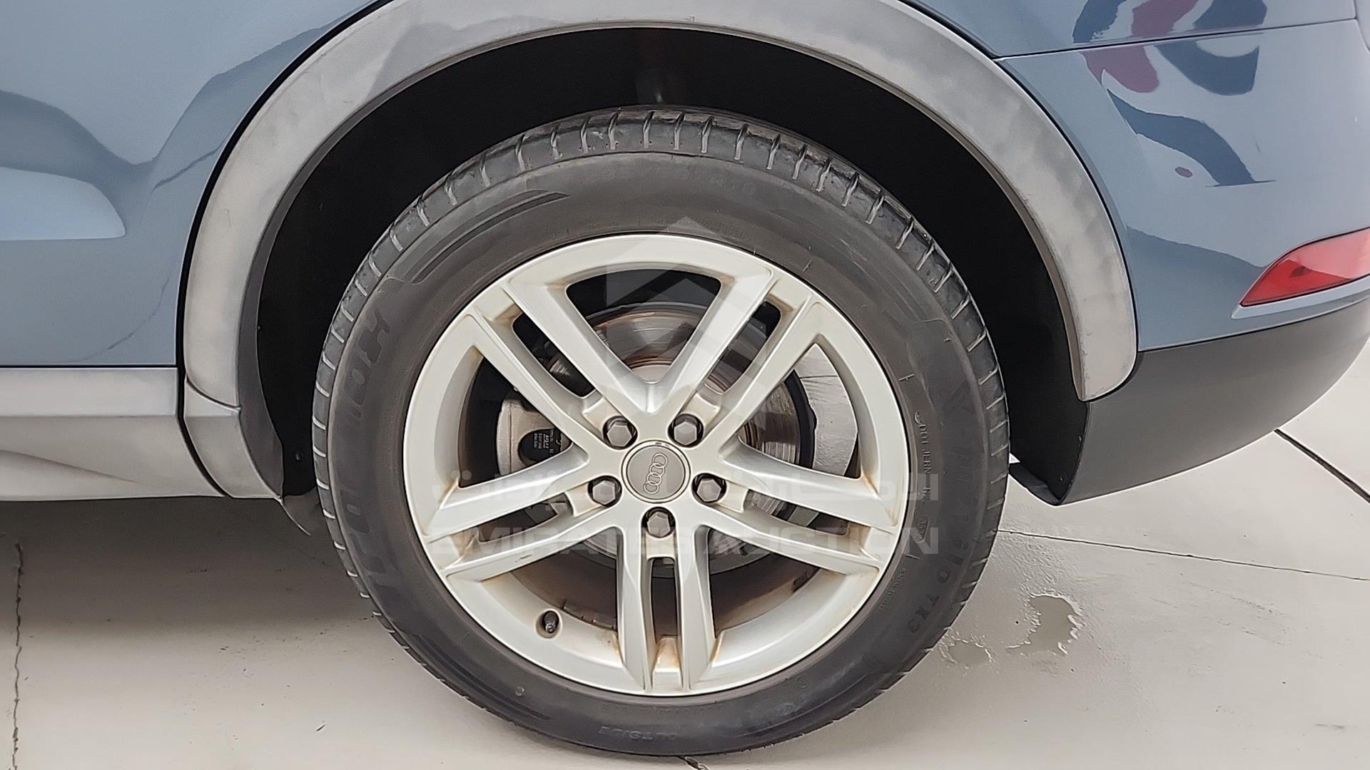 2016 AUDI Q3 VIN: WA1DFAFS5GR000395