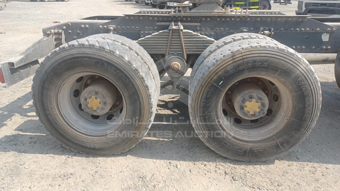 2014 Renault 440 — Rear Right Tyre — Photo 34
