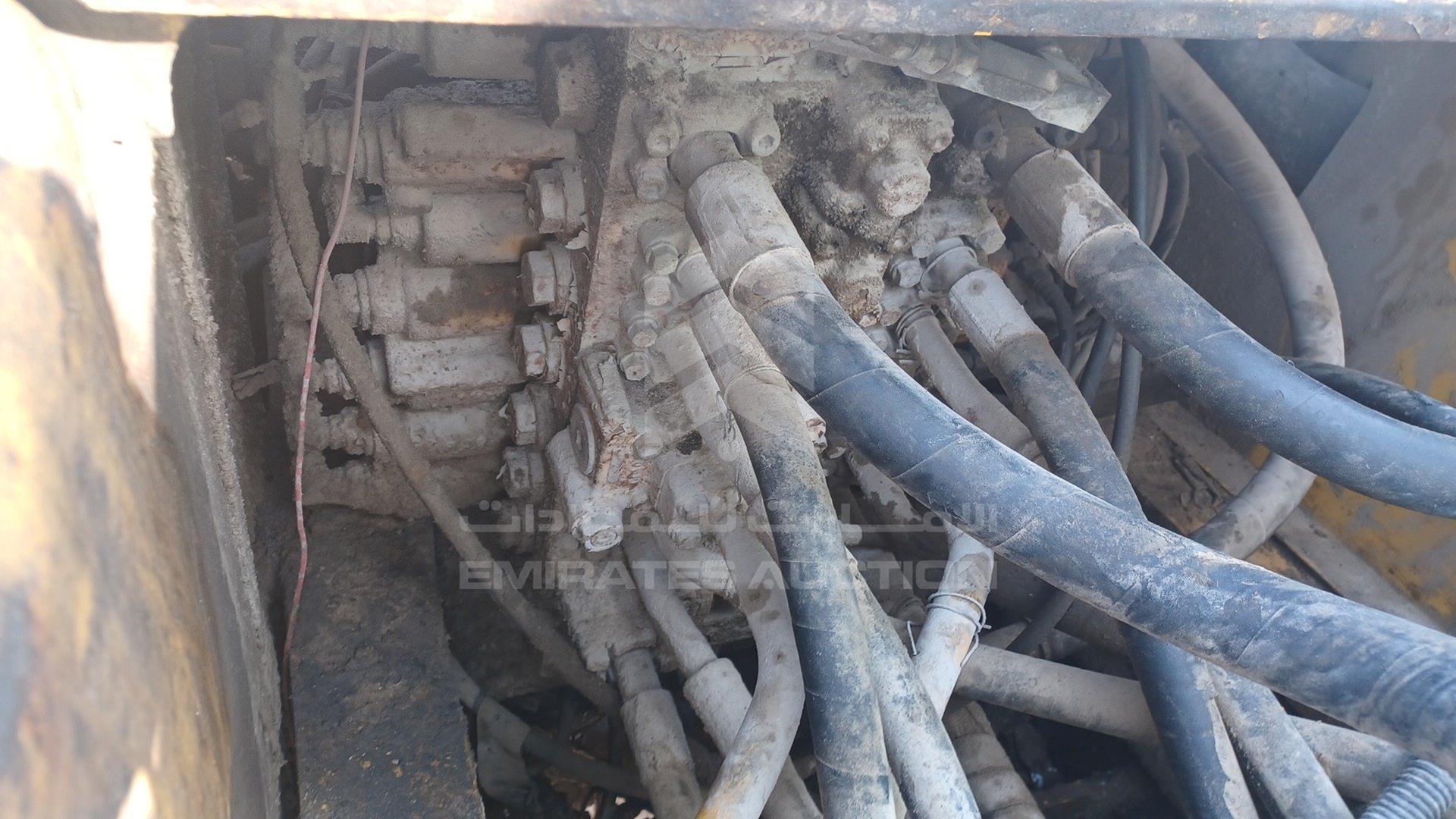 2010 KOMATSU --- VIN: KMTPC181E62BJ4470