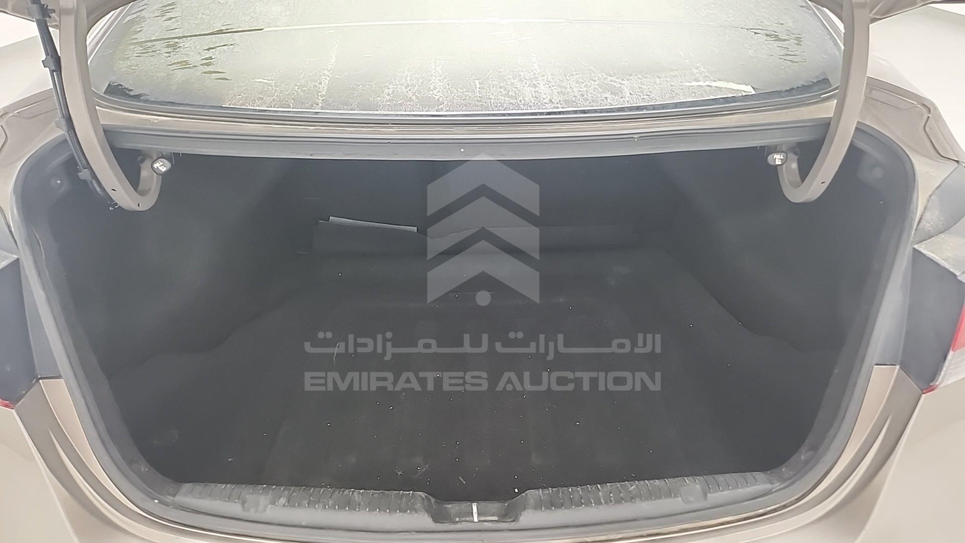 2015 HYUNDAI ELANTRA VIN: 5NPDH4AEXFH563922