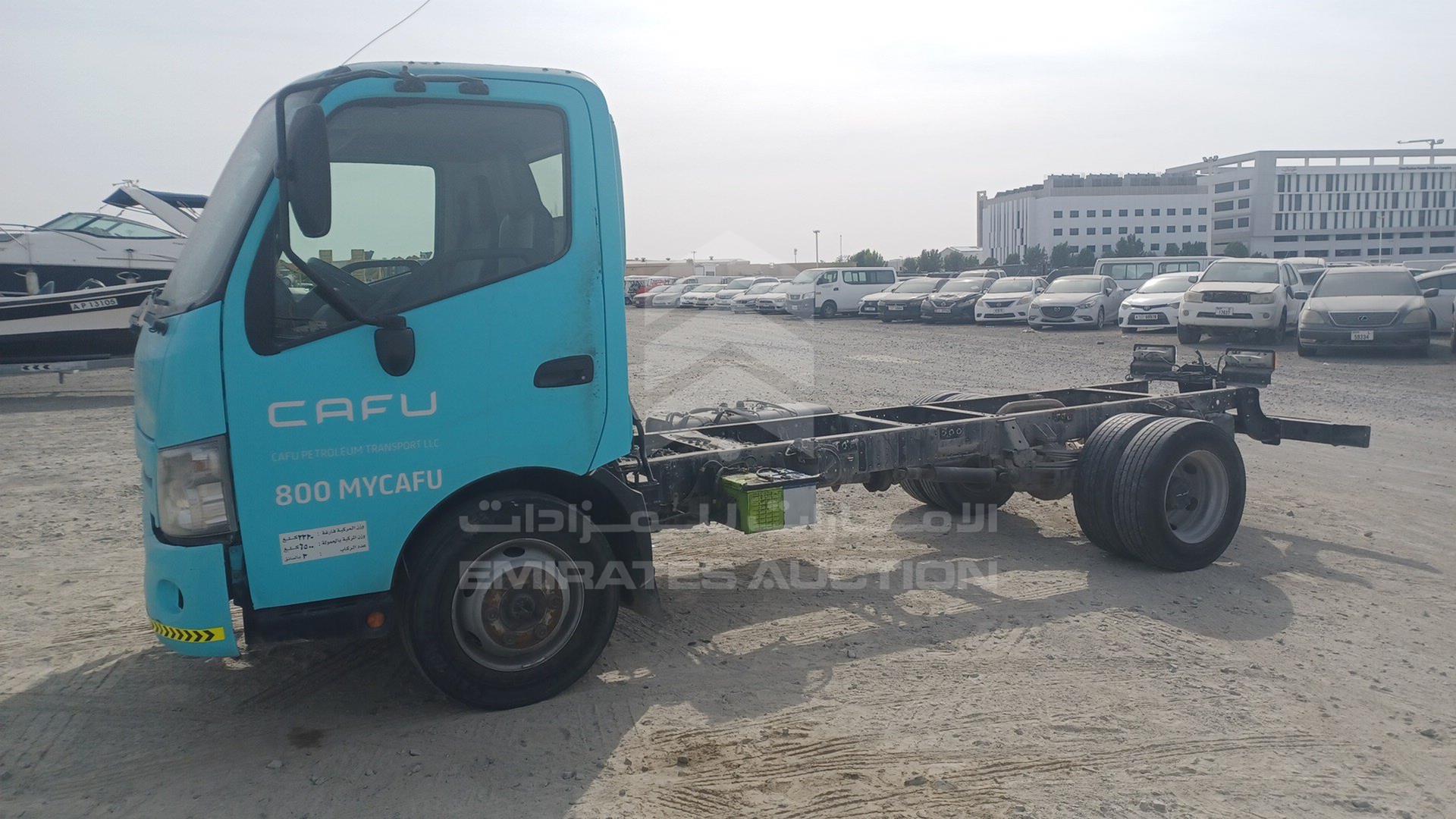 2021 HINO 300 VIN: JHHUCN1F1MK038045