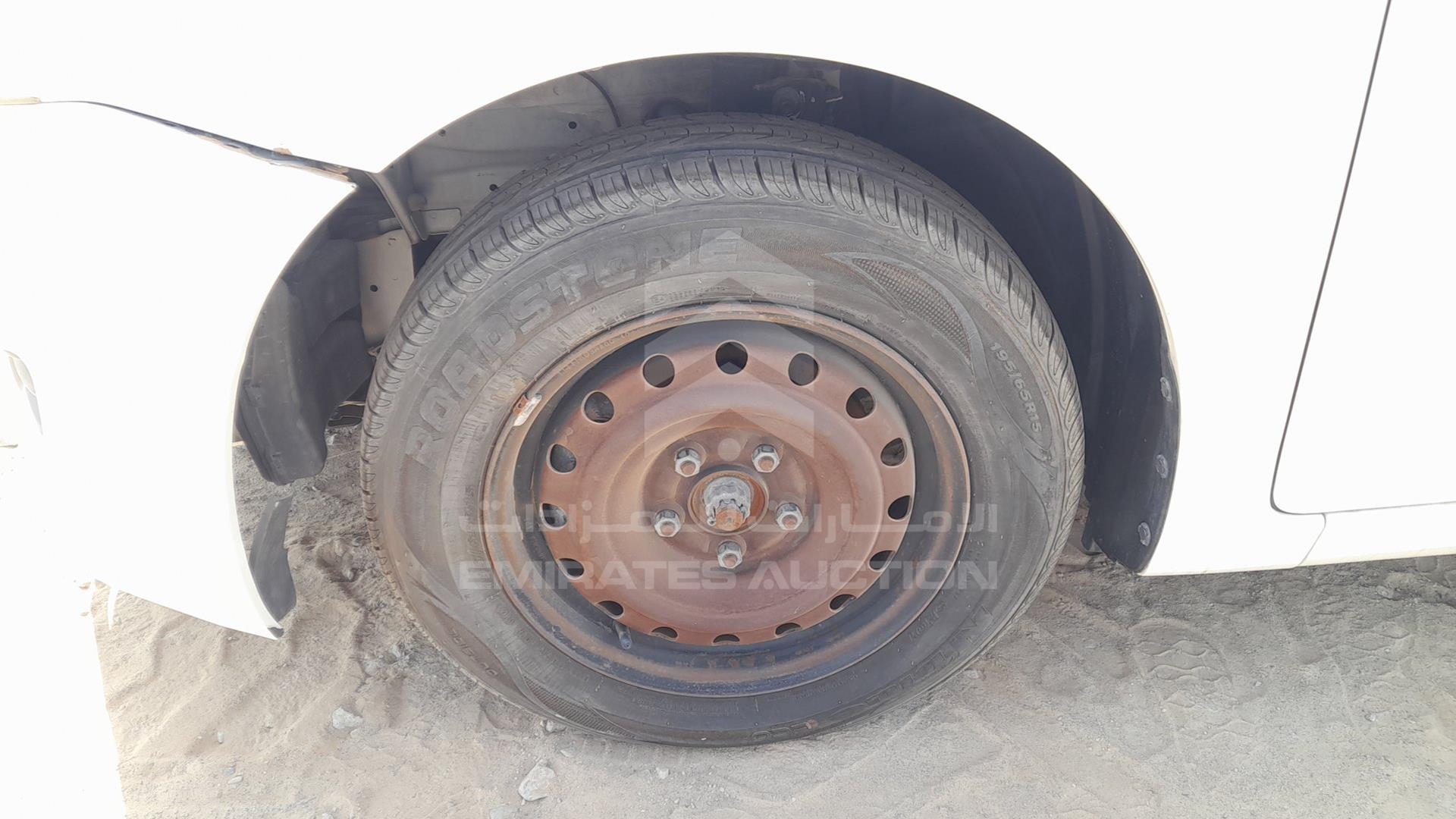 2016 NISSAN TIIDA VIN: MNTBC2C91G6010879