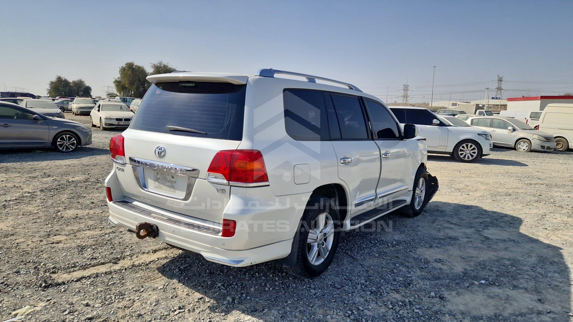 2014 TOYOTA LAND CRUISER VIN: JTMHX09J3E5041422