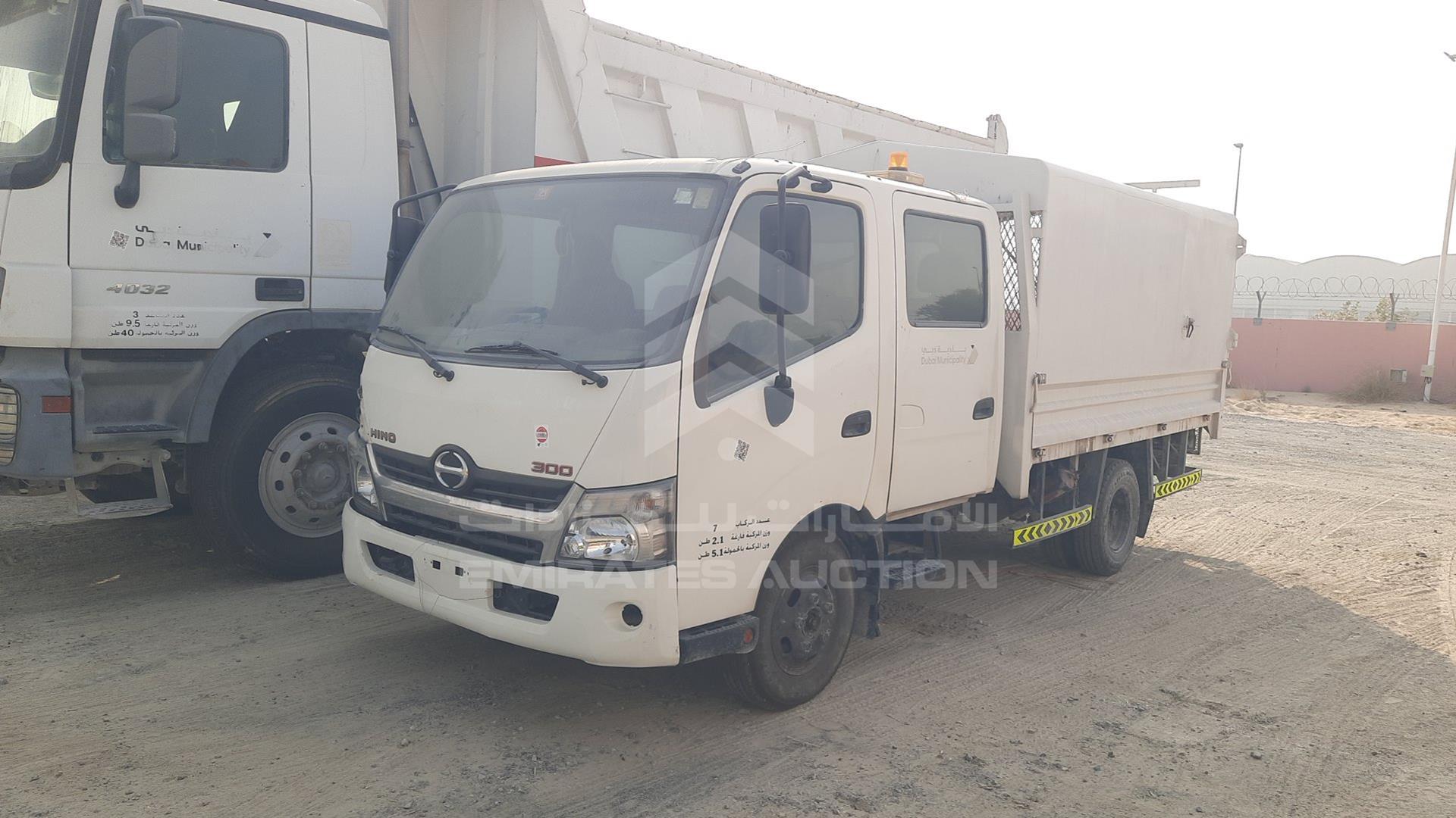 2014 HINO 300 VIN: JHHMCK3H9EK008144